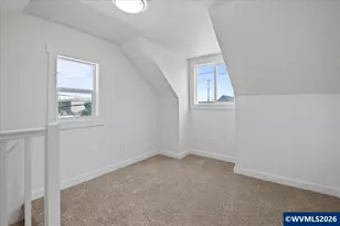1011 7th St NW, Salem, OR 97304 - Photo 16