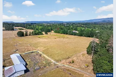 39149 Lacomb Dr, Lebanon, OR 97355 - Photo 42