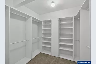 39149 Lacomb Dr, Lebanon, OR 97355 - Photo 10
