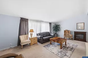 1401 W Ellendale #39 Av, Dallas, OR 97338 - Photo 4