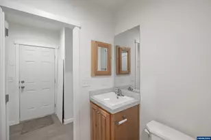 3223 Comber Ct NE, Salem, OR 97305 - Photo 22