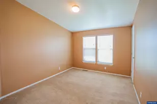 39149 Lacomb Next To Dr, Lebanon, OR 97355 - Photo 22