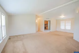 39149 Lacomb Next To Dr, Lebanon, OR 97355 - Photo 4