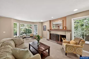 6723 Rippling Brook Dr SE, Salem, OR 97317 - Photo 8