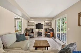 6723 Rippling Brook Dr SE, Salem, OR 97317 - Photo 10