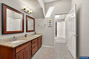 6723 Rippling Brook Dr SE, Salem, OR 97317 - Photo 22