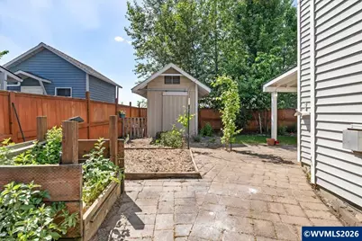 1678 S 7th St, Independence, OR 97351 - Photo 34