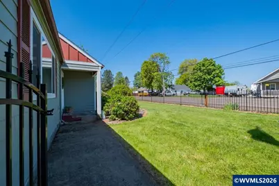 425 Crowfoot Rd, Lebanon, OR 97355 - Photo 42