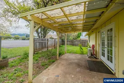 2241 Kalmia St, Sweet Home, OR 97386 - Photo 22