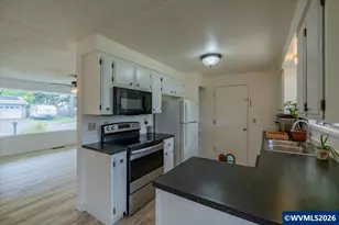2241 Kalmia St, Sweet Home, OR 97386 - Photo 8