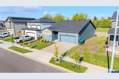966 Sparrow St, Woodburn, OR 97071 - Photo 32