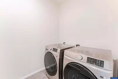 966 Sparrow St, Woodburn, OR 97071 - Photo 16
