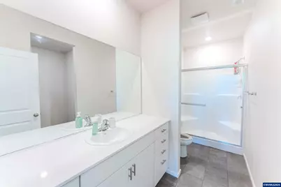 966 Sparrow St, Woodburn, OR 97071 - Photo 14