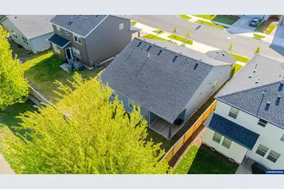 966 Sparrow St, Woodburn, OR 97071 - Photo 30