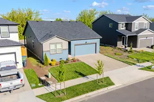 966 Sparrow St, Woodburn, OR 97071 - Photo 2