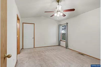 740 SE Lacey St, Sheridan, OR 97378 - Photo 20