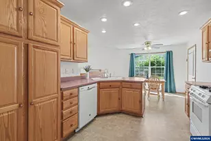 740 SE Lacey St, Sheridan, OR 97378 - Photo 14