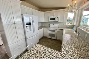 1923 NW Harbor Ave, Lincoln City, OR 97367 - Photo 28