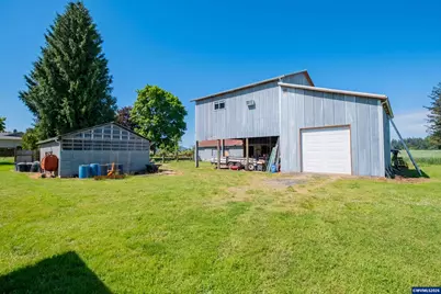 34207 Pennington Ln, Lebanon, OR 97355 - Photo 4