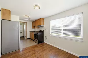 3659 W 18th Ave, Eugene, OR 97402 - Photo 6