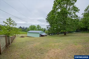 38113 Golden Valley Dr, Lebanon, OR 97355 - Photo 8