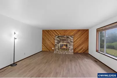 38113 Golden Valley Dr, Lebanon, OR 97355 - Photo 12