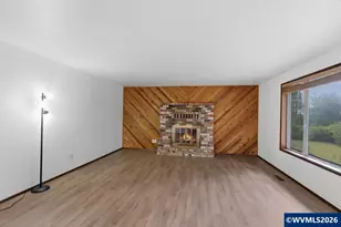 38113 Golden Valley Dr, Lebanon, OR 97355 - Photo 12
