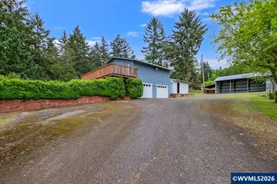 38113 Golden Valley Dr, Lebanon, OR 97355 - Photo 4