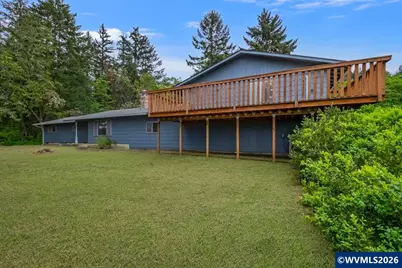 38113 Golden Valley Dr, Lebanon, OR 97355 - Photo 1