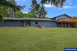 38113 Golden Valley Dr, Lebanon, OR 97355 - Photo 2