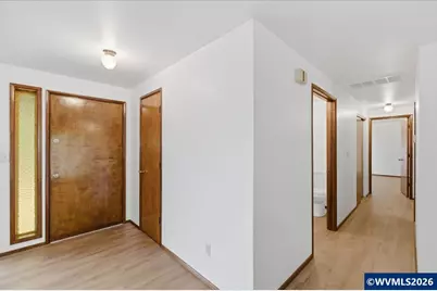 38113 Golden Valley Dr, Lebanon, OR 97355 - Photo 12