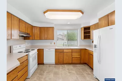 17920 NW Tillamook Dr, Portland, OR 97229 - Photo 12