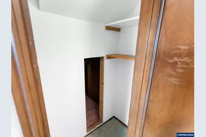 17920 NW Tillamook Dr, Portland, OR 97229 - Photo 34