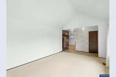 17920 NW Tillamook Dr, Portland, OR 97229 - Photo 10