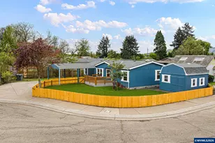 510 Kelm Pl, Lebanon, OR 97355 - Photo 2
