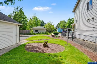 2160 Trade St SE, Salem, OR 97301 - Photo 38