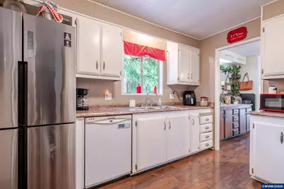 28011 Pine View Rd, Brownsville, OR 97327 - Photo 12