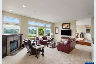 918 Hazeltine Av SE, Salem, OR 97306 - Photo 14