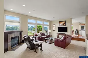 918 Hazeltine Ave SE, Salem, OR 97306 - Photo 14