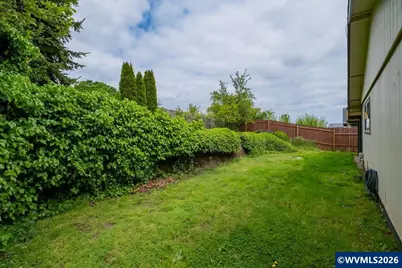 2585 Nautilus Av NW, Salem, OR 97304 - Photo 36