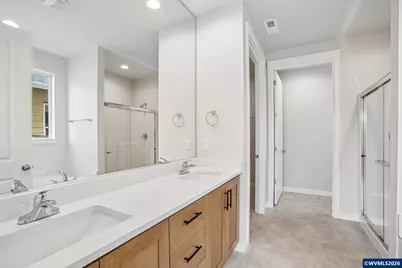 717 Magnolia Av, Woodburn, OR 97071 - Photo 12