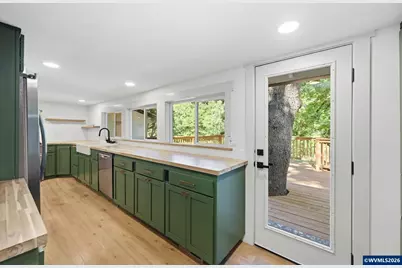 6975 NW Mountain View Dr, Corvallis, OR 97330 - Photo 18