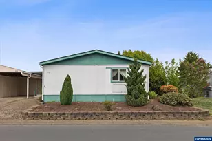 300 SE Lacreole Dr, Dallas, OR 97338 - Photo 2