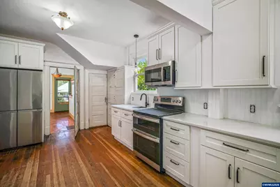 332 24th St NE, Salem, OR 97301 - Photo 20