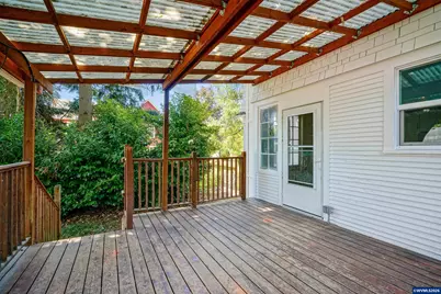 332 24th St NE, Salem, OR 97301 - Photo 44