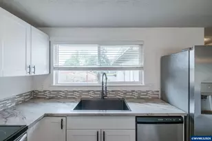 2261 Fulton Pl SE, Albany, OR 97322 - Photo 18