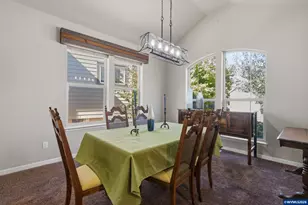 2516 Laura Vista Dr NW, Albany, OR 97321 - Photo 6