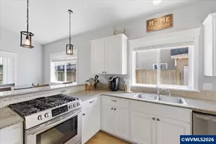 1225 46th Avenue, Sweet Home, OR 97386 - Photo 22
