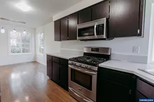 8370 SW Colony Creek Ct, Tigard, OR 97224 - Photo 6
