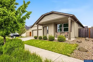 559 SE Casting St, Albany, OR 97322 - Photo 6